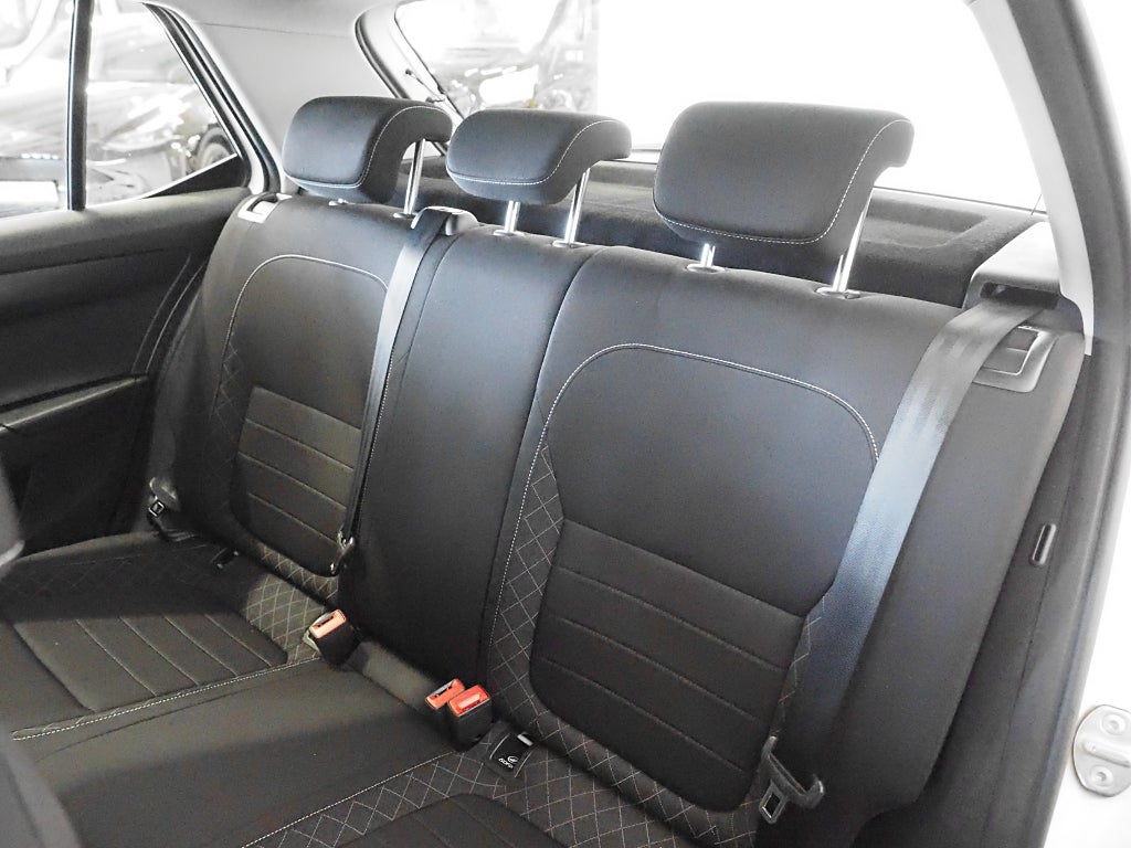 Skoda Fabia 1.2 TSI Style | Carplay | P-Sen | 2016