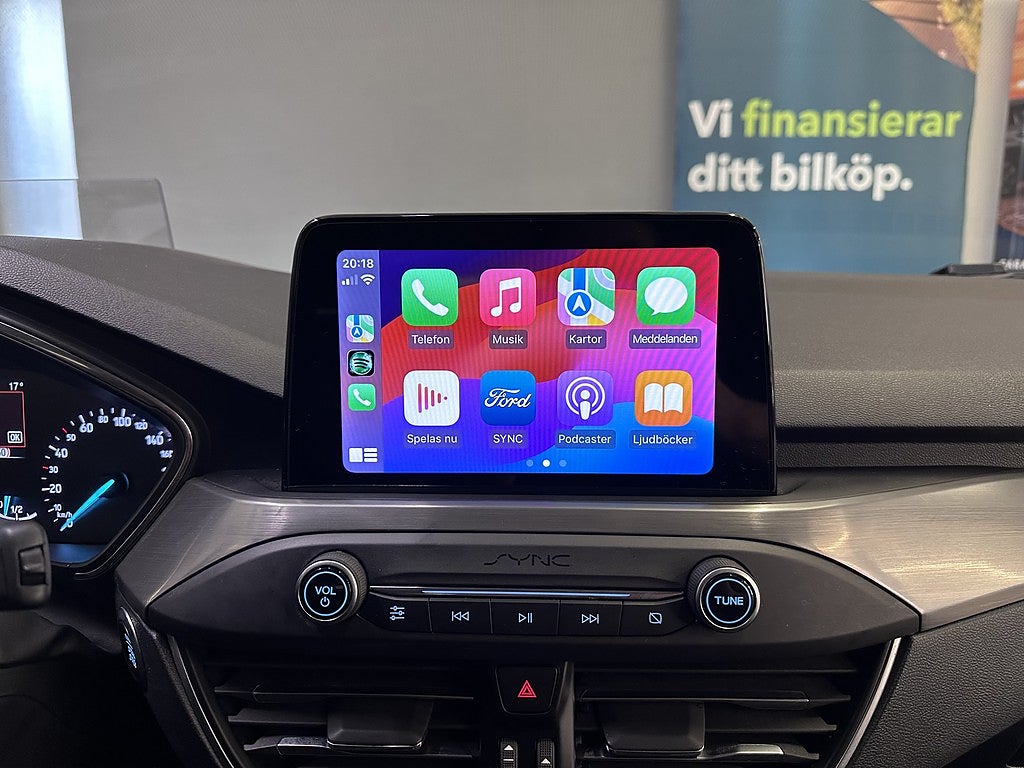 Ford Focus Kombi 1.0 EcoBoost Titanium Plus | HUD | VÄRMARE | DRAG