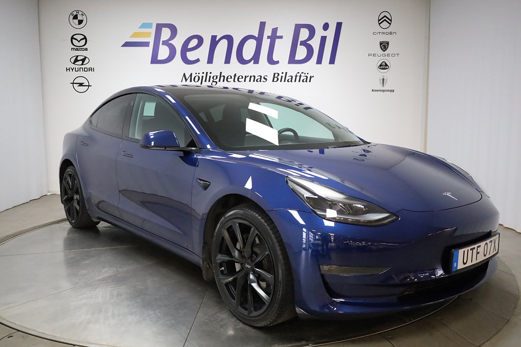 Tesla Model 3 Long Range AWD 440HK / 1 Ägare / 5210 Mil / 2,99% Ränta