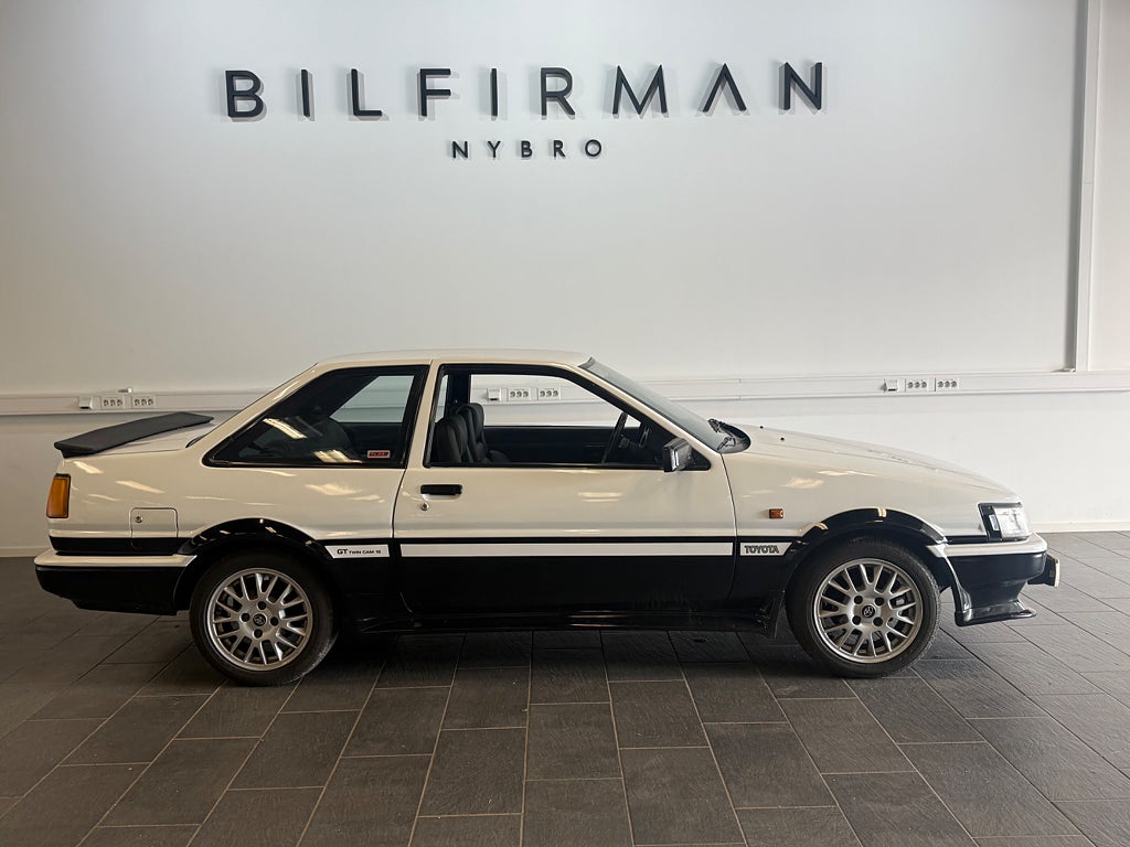 Toyota Corolla GT Twin Cam 16