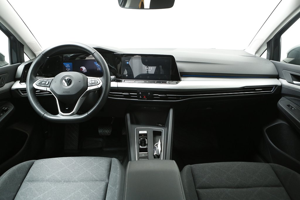 Volkswagen Golf Sportscombi 1,5 eTSI ACT OPF Aut Dragkrok 2023