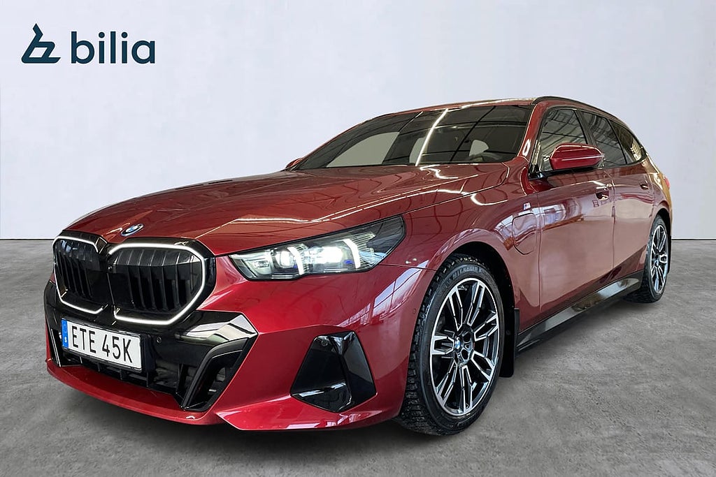 BMW 530e xDrive Touring M-Sport / V-Hjul / Drag / Shadow Line / Rattvä...