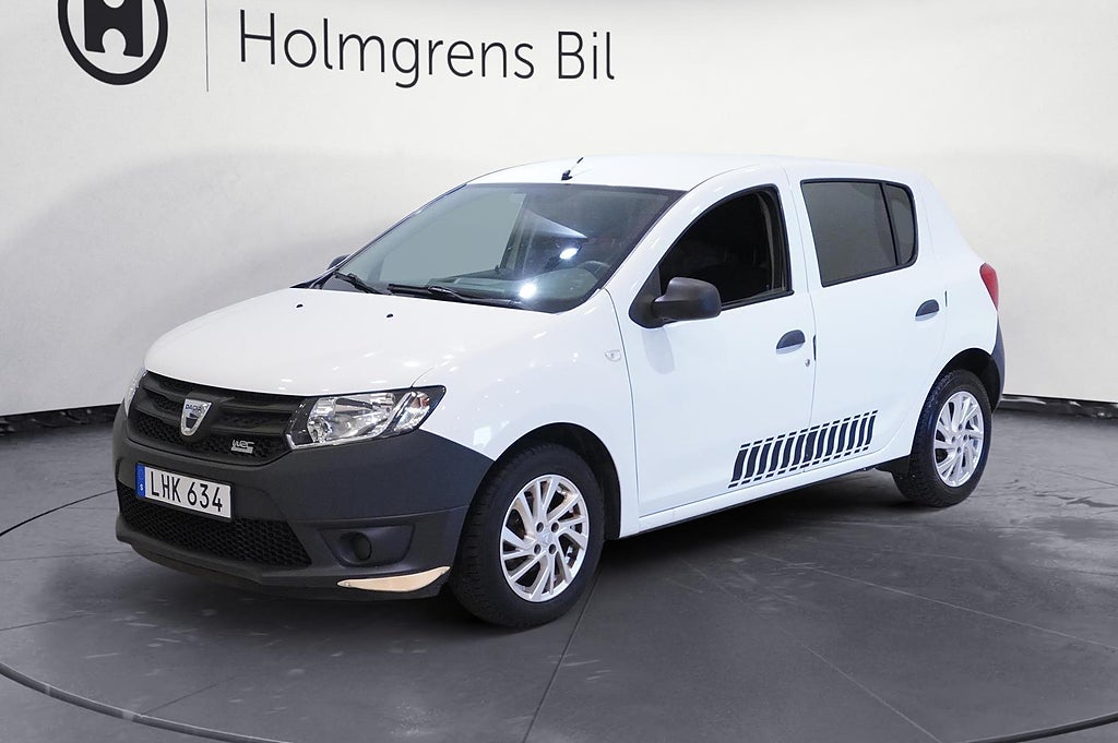 Dacia Sandero 1,2 75hk Lågmilare Vinterhjul