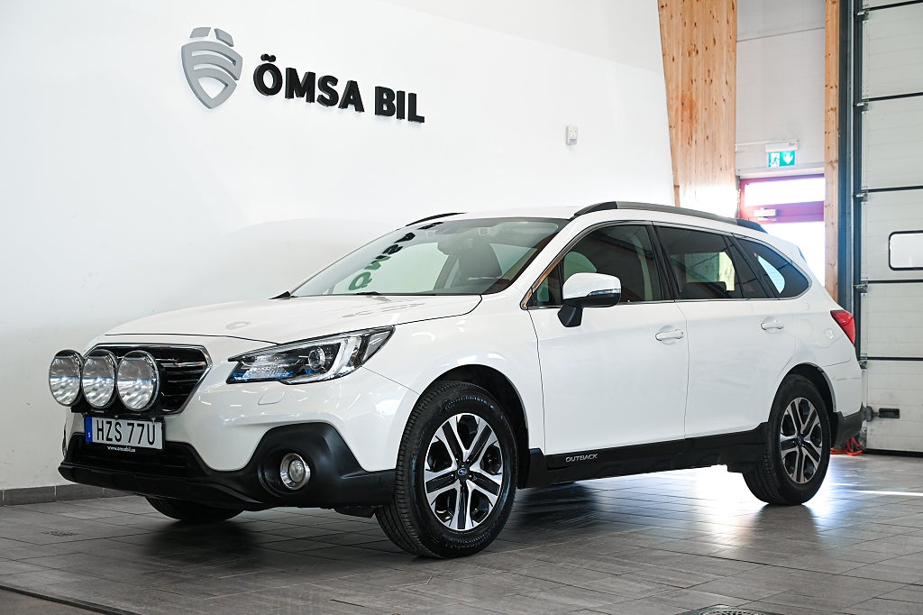 Subaru Outback 2.5 4WD Lineartronic Kamera Carplay 175hk