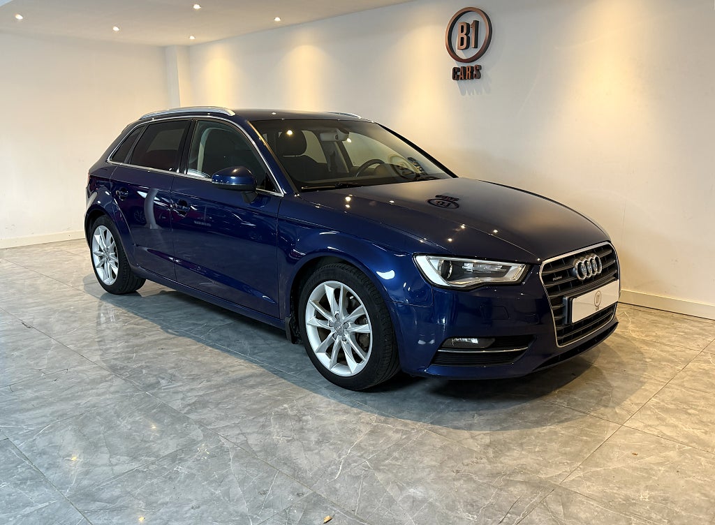 Audi A3 Sportback 2.0 TDI quattro AMBITION MOTORVÄRMARE DRAG