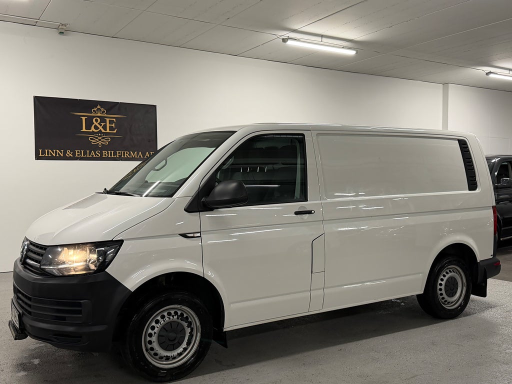 Volkswagen Transporter T28 2.0 TDI BMT Eu6 VÄRMARE/DRAG/INREDNING/GARANTI/MOMS