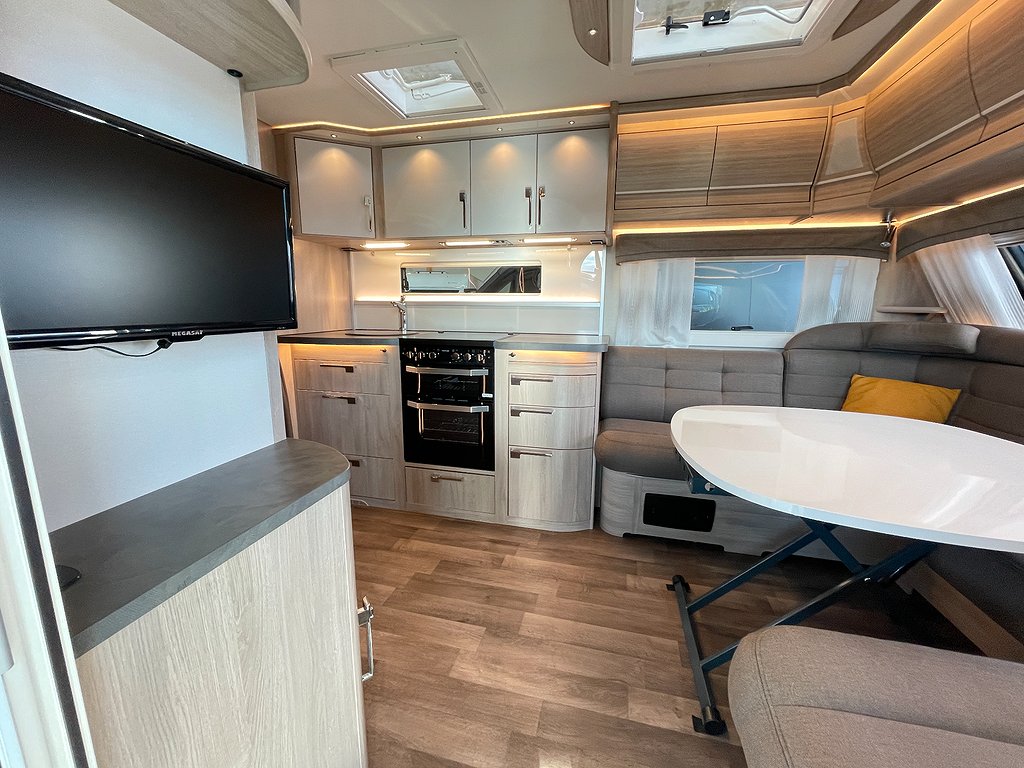 Kabe Royal 520 XL KS /ALDE/Solcell/Ugn/Väldigt fint skick - Kabe
