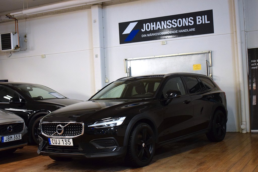 Volvo V60 Cross Country B4 AWD Advanced Kamera VOC Drag Navi