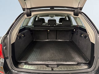 BMW 520d xDrive Touring S&V-hjul/Dragkrok/Dvärm – bild 12