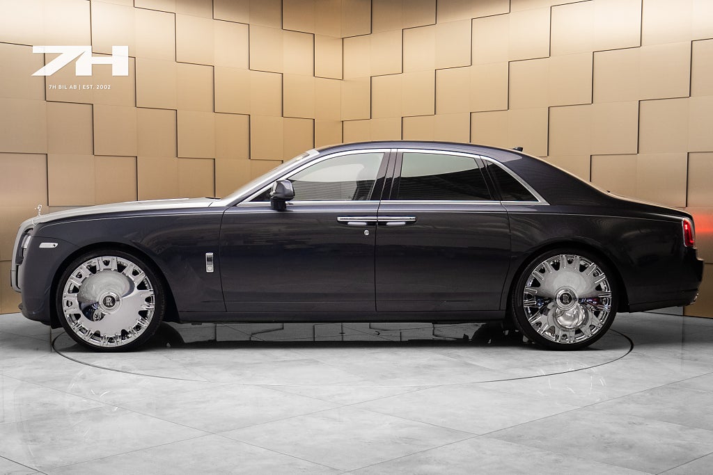 Rolls-Royce Ghost V12 Individual / 2690 Mil / Massage -Vent / HuD
