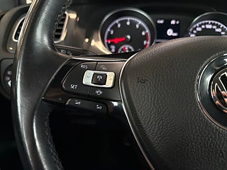 Volkswagen Golf 5-dörrar 1.0 TSI /A.d Fart/Carplay/Kamera/BT/Låg skatt! – bild 17