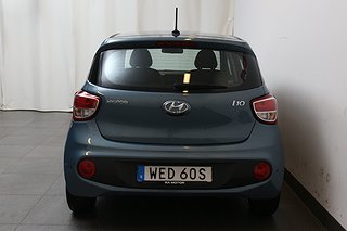Halvkombi Hyundai i10 7 av 22