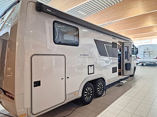 Husbil-integrerad Adria SUPER SONIC 890 LL 4 av 27