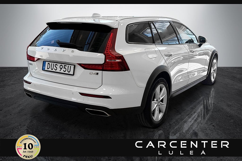 Volvo V60 Cross Country D4 AWD Aut 190hk Kamera/Dvärm/Pilot/CarPlay/Vo