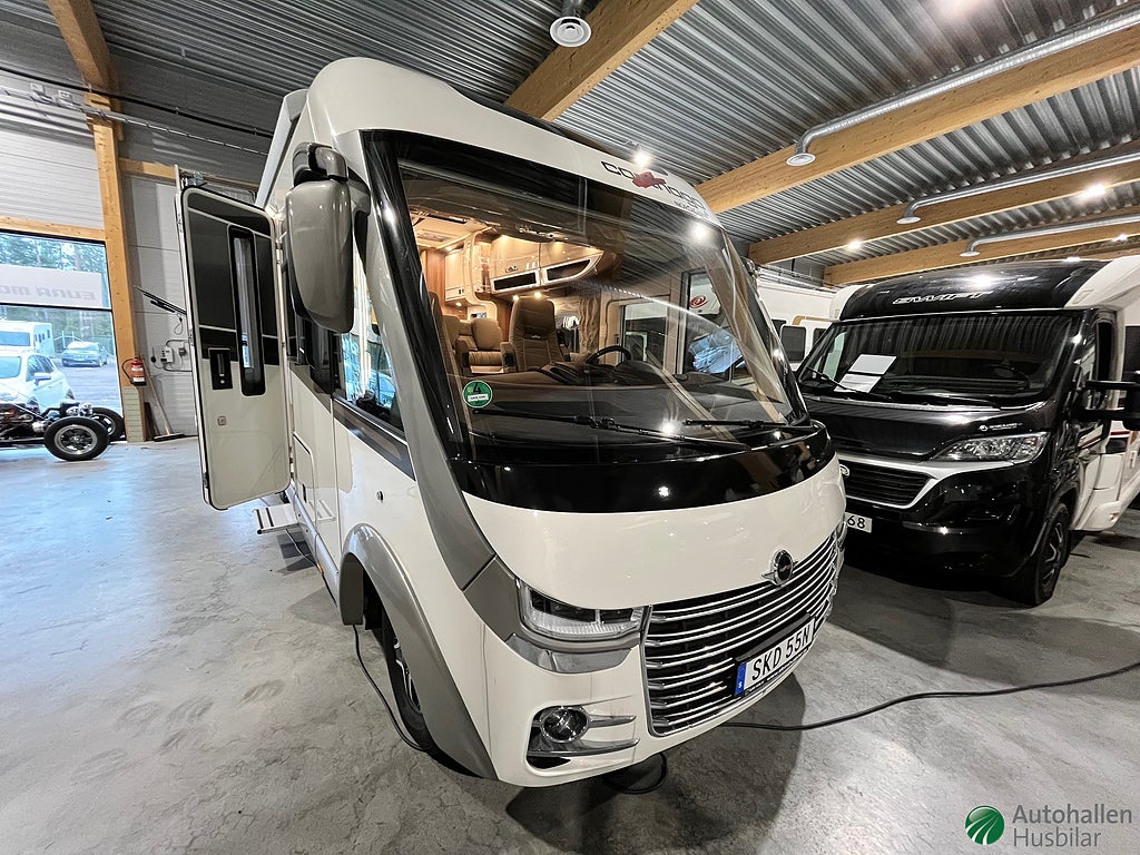 Carthago Chic E-Line I 51 LE / Hydrauliska stödben