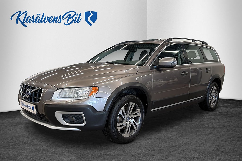 Volvo XC70 D5 AWD Summum (215hk) Taklucka Keyless Drag D-värm