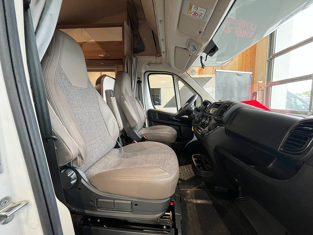 Carado A 464 / B-kort / 6 bältade / 6 Sovplatser /4995kr/mån - Carado