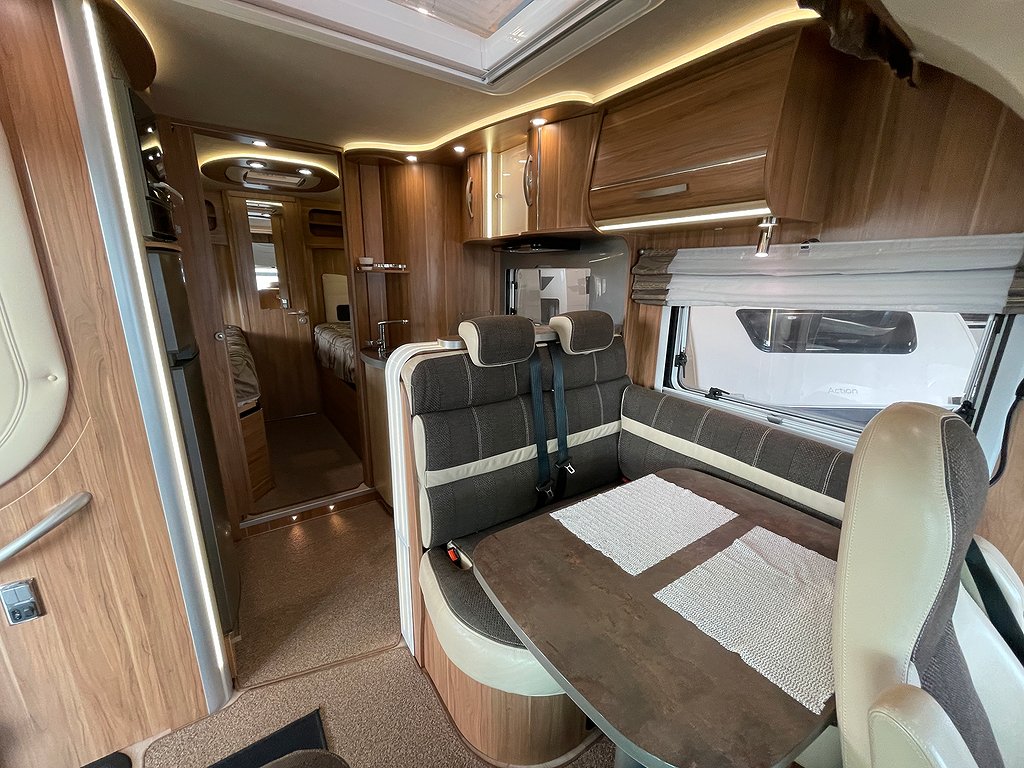 Pilote G 742 XLJ Explorateur /Hyd-stö/Solcell/ALDE/Automat180hk - Pilote