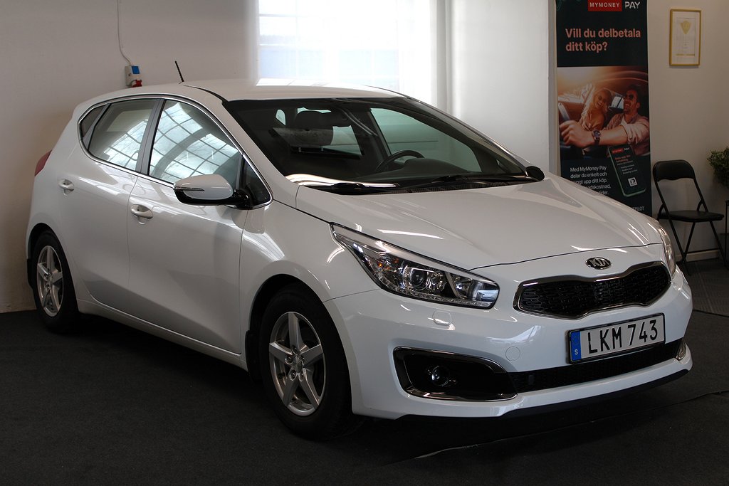 Kia CEED 1.6 CRDi / 1-ägare / P-sensor / Rattvärme / 136hk