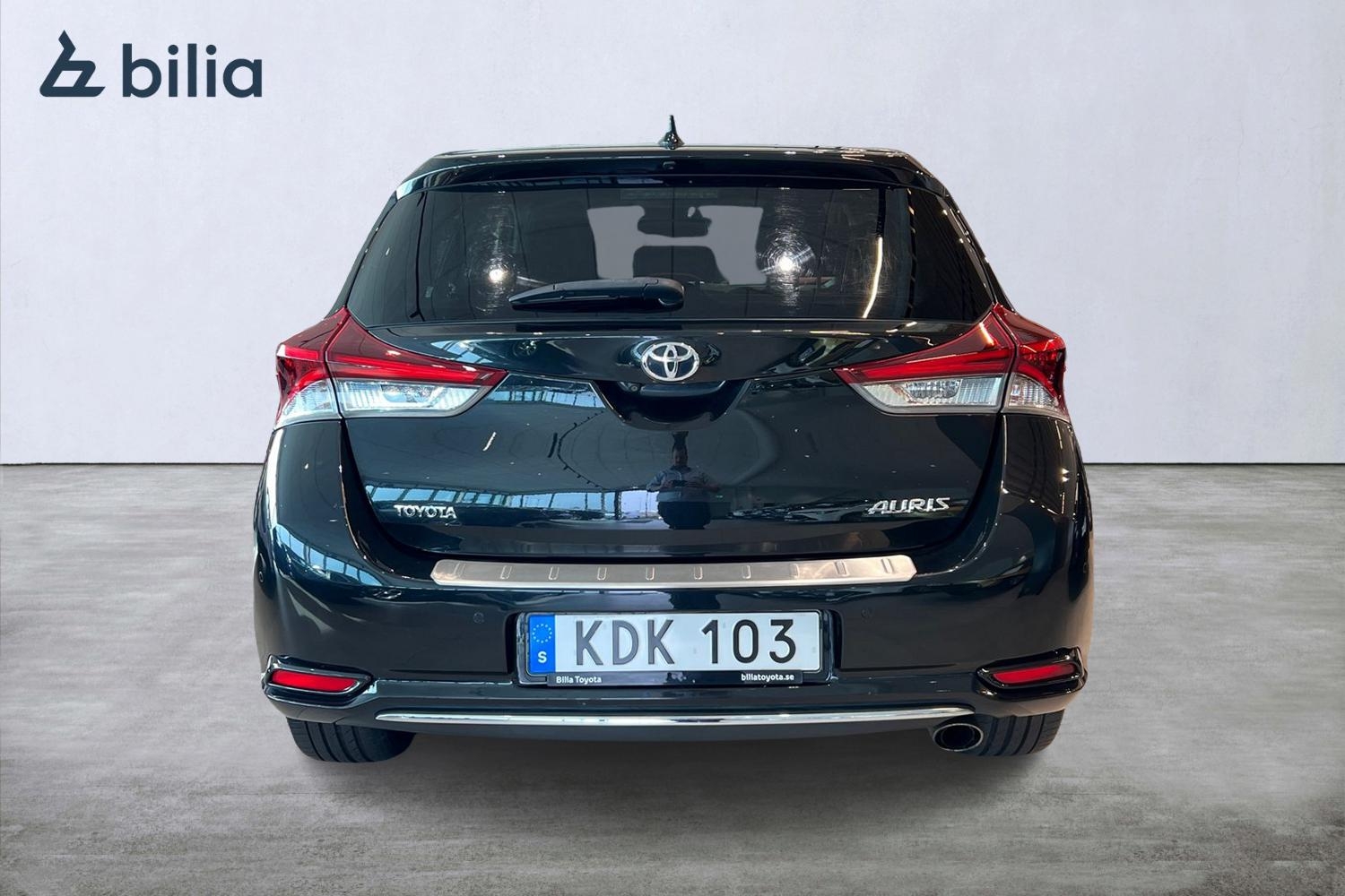 Toyota Auris 1.2 Turbo Executive 2017, bild 6/10