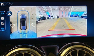 SUV Mercedes-Benz GLB 7 av 13