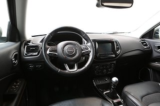 SUV Jeep Compass 12 av 22