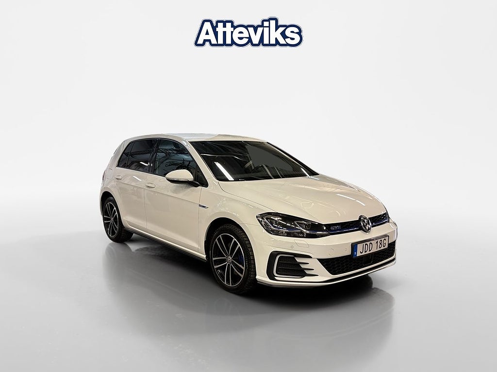 Volkswagen Golf GTE 1.4 204 hk | Parkvärmare |