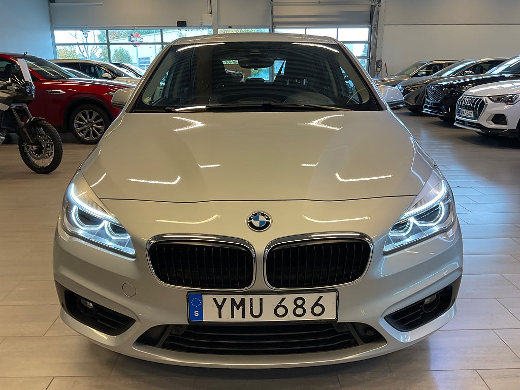 BMW 218i 2017 - miniatyr 2