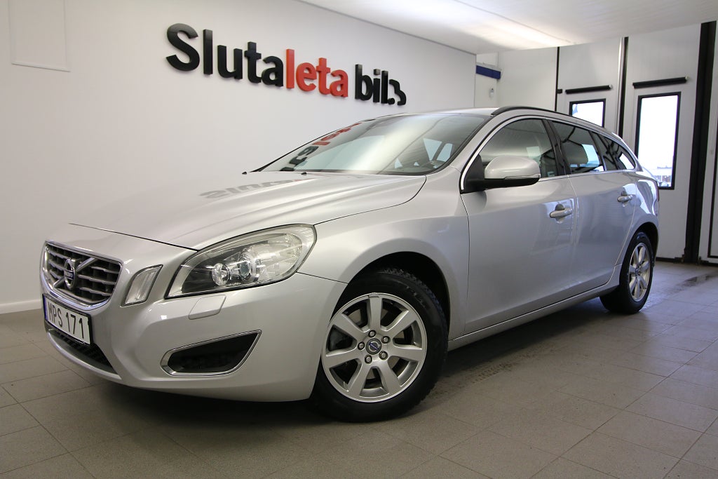Volvo V60 D3 Momentum Nya Dubbdäck Full Servicebok