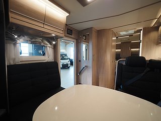 Husbil-halvintegrerad Kabe Travel Master Royal 780 LB 11 av 25