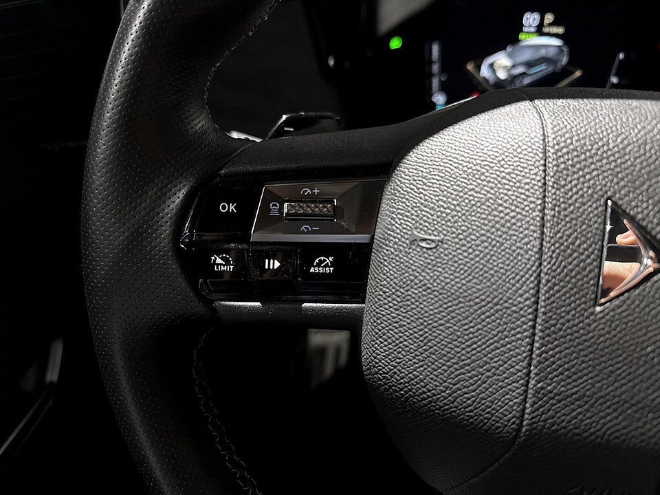 Bild på DS 4 E-Tense P.Line+ 225hk Aut INK. TRYGGHETSPAKET