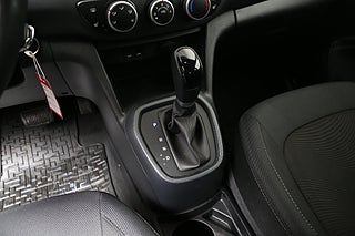 Halvkombi Hyundai i10 20 av 22