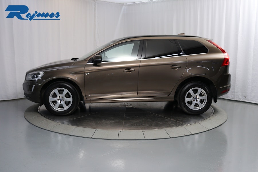 Volvo XC60 2016, bild 2/49