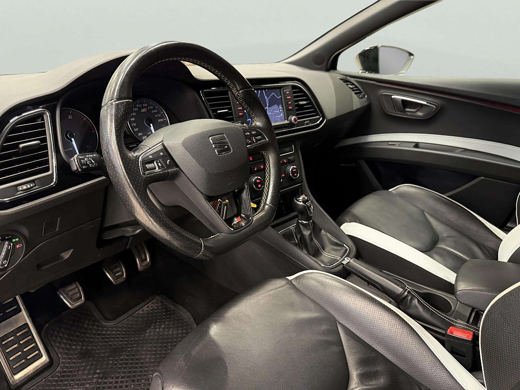 Seat Leon León Cupra 2.0 TSI 290hk Skinn, Vinterhjul, Ledramp, HELGKAMPANJ - miniatyr 12