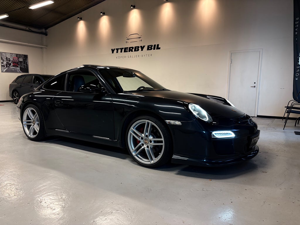 Porsche 911 Carrera