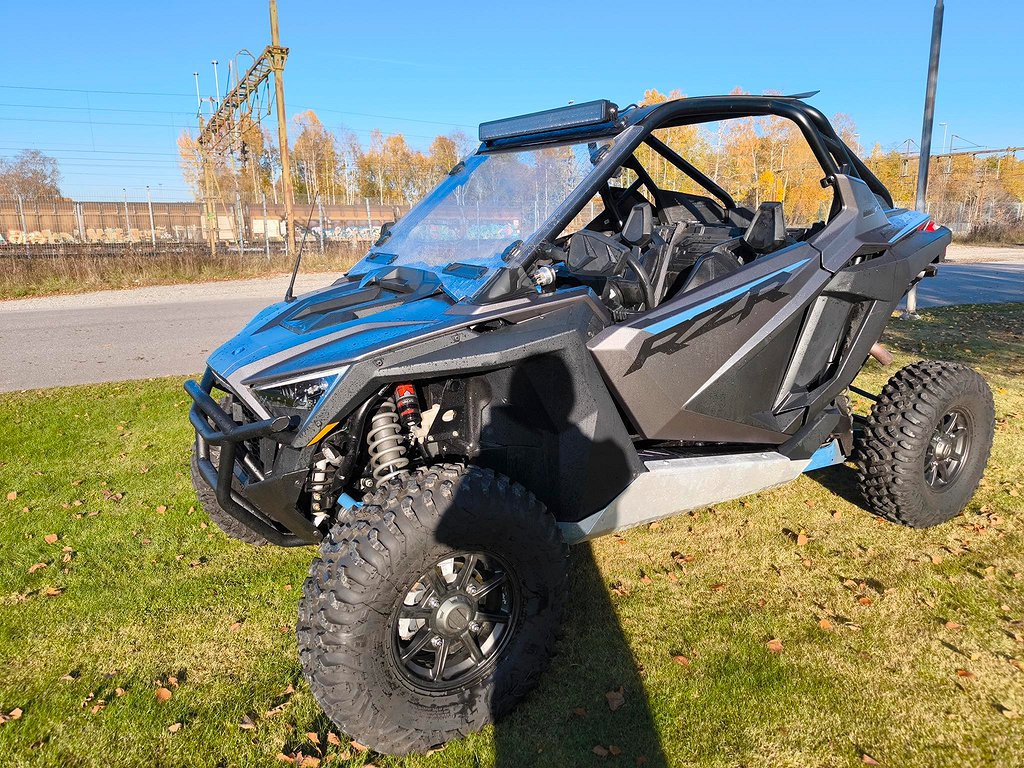 Polaris RZR PRO XP Ultimate Turbo "Väg"  