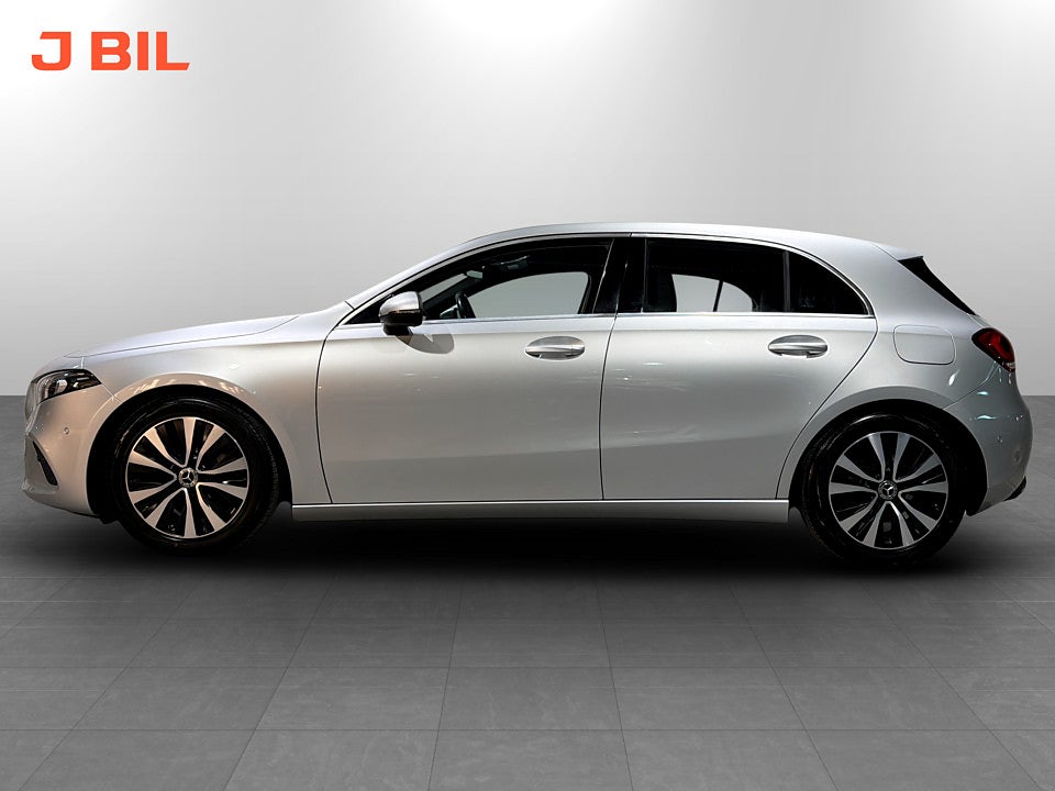 Bild på Mercedes-Benz A180 Progressive Line 7G-DCT 136hk Aut - WIDESCREEN,B-KAMERA