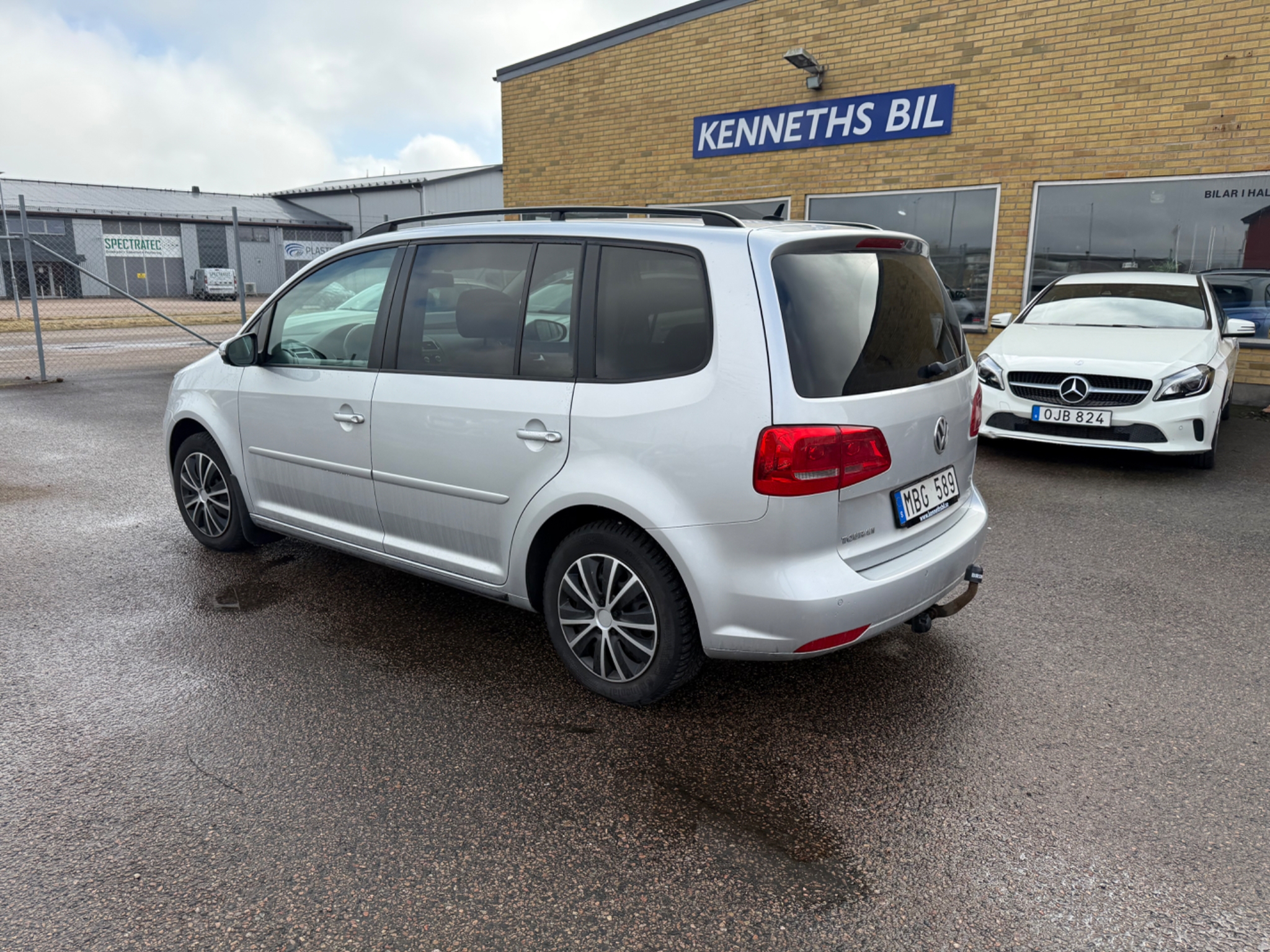 Volkswagen Touran 2013, photo 4/41