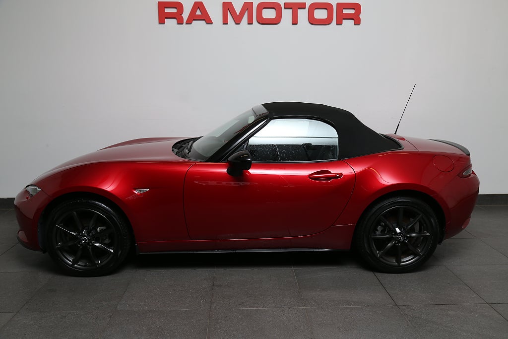 Mazda MX-5 2,0 SKYACTIV-G 160hk Soft Top (Cab) Skinn Navi 2016