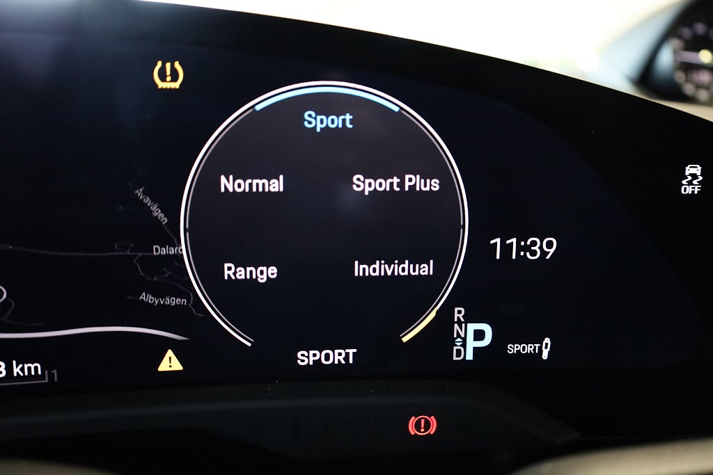 Porsche Taycan 4S DD+ 571HK Navi Pano Kamera Sport Chrono Matrix 2020