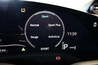 Sportkupé Porsche Taycan 29 av 31