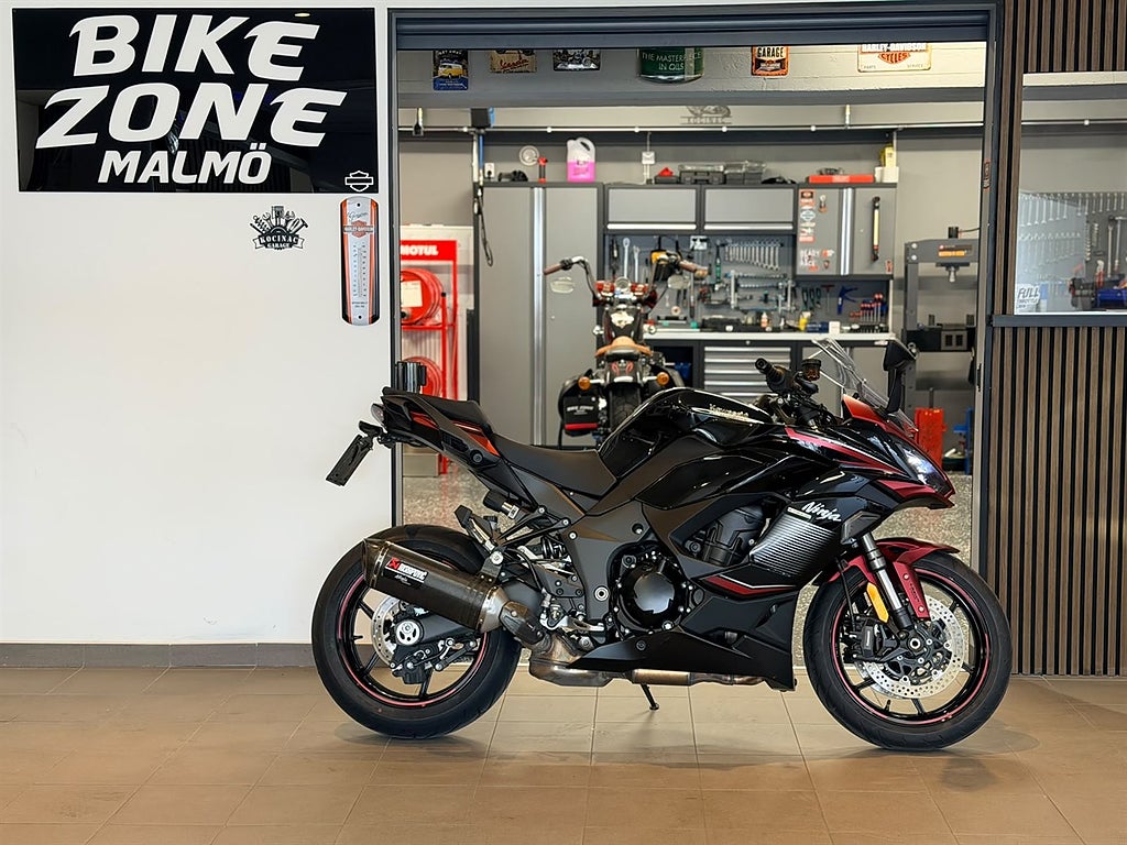 Kawasaki Ninja Z1000SX 141hk