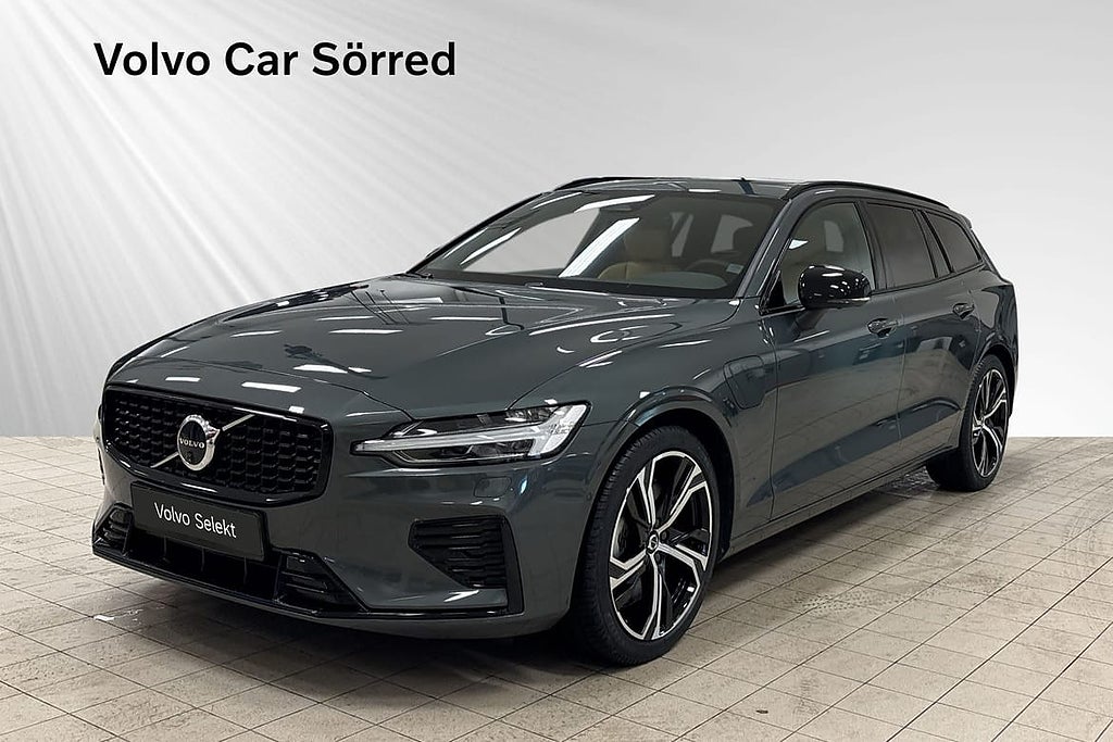 Volvo V60 T8 Plus Dark Nordic Edition