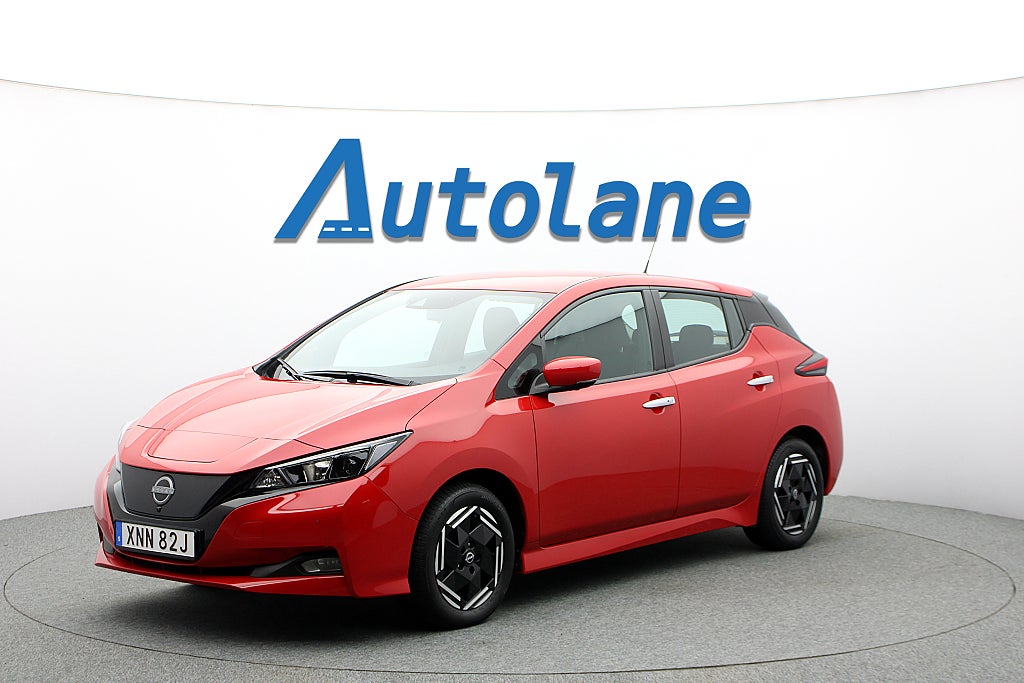Nissan Leaf 360°, Låg skatt, Rattvärme, Adaptiv, Carplay 150hk