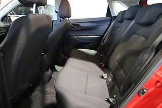 Halvkombi Hyundai i20 12 av 25