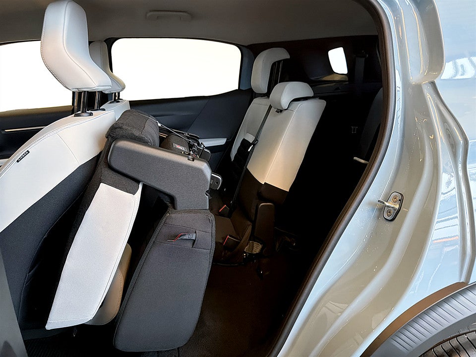 Bild på Citroën C3 AirCross Plus PureTech 100hk 7-Sits - OMGÅENDE LEVERANS