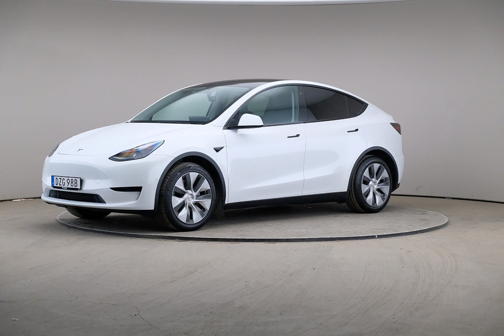 Tesla Model Y Standard Range 299hk RWD Läder Drag