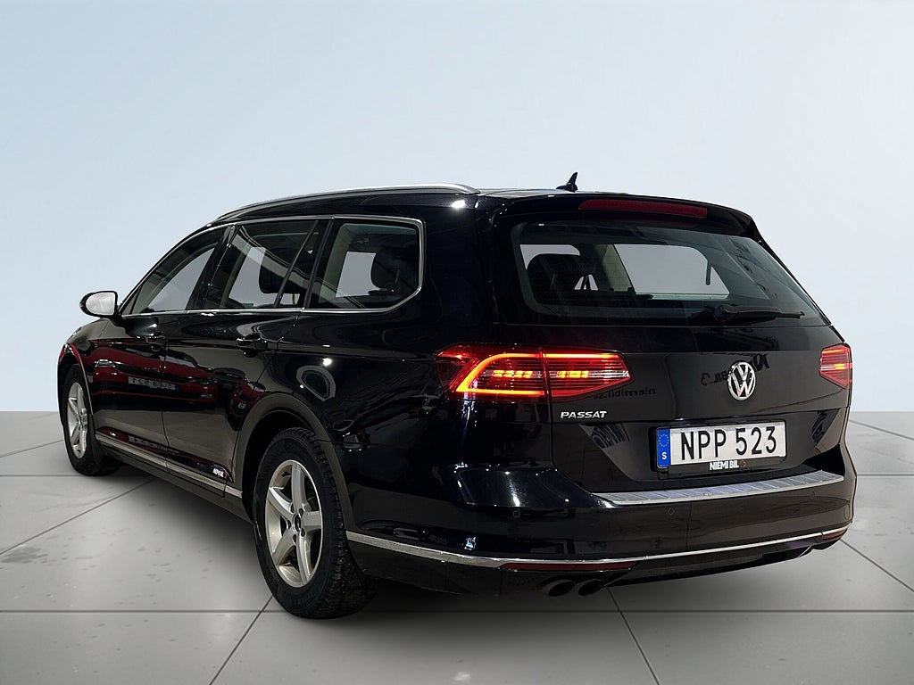 Volkswagen Passat Sportscombi 2.0 TDI AWD GT Drag Dvärm Kamera GPS SoV