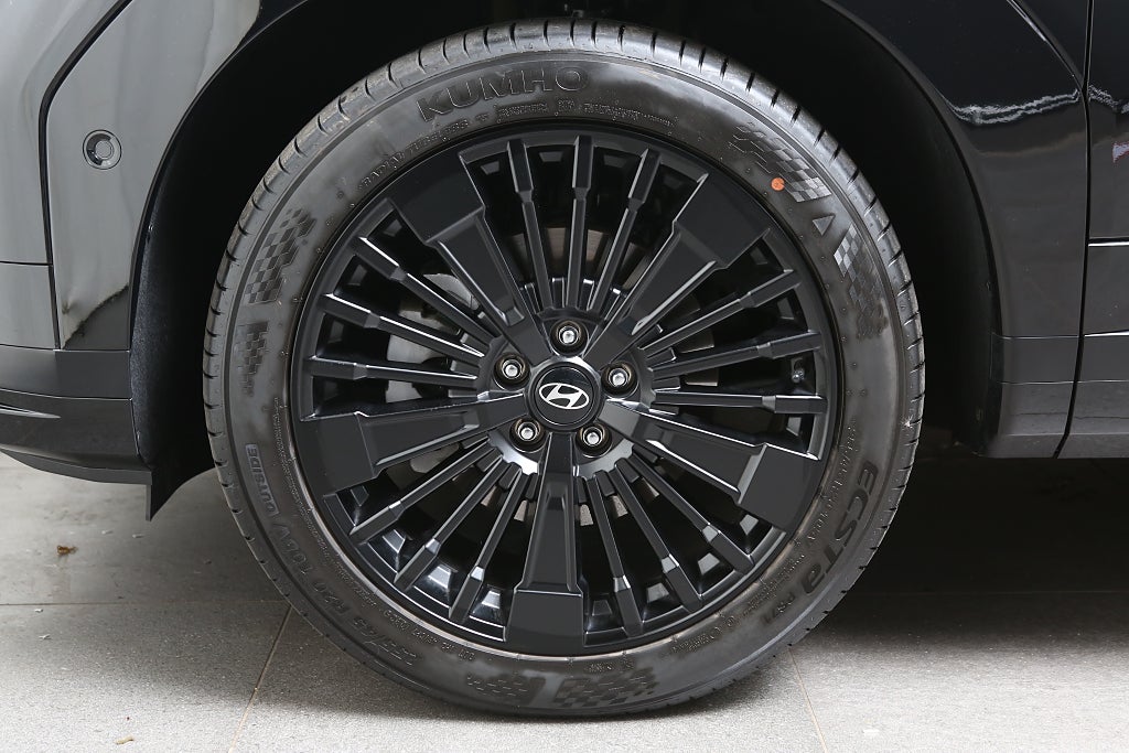 Hyundai Santa Fe PHEV AWD Calligraphy Line 7-sitsig 2025