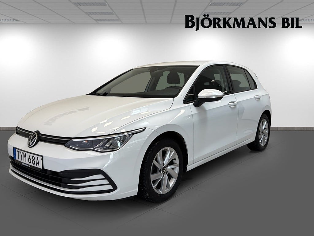 Volkswagen Golf 1.5 TSI MANUELL 150HK INKL VINTERHJUL NYSERVAD 